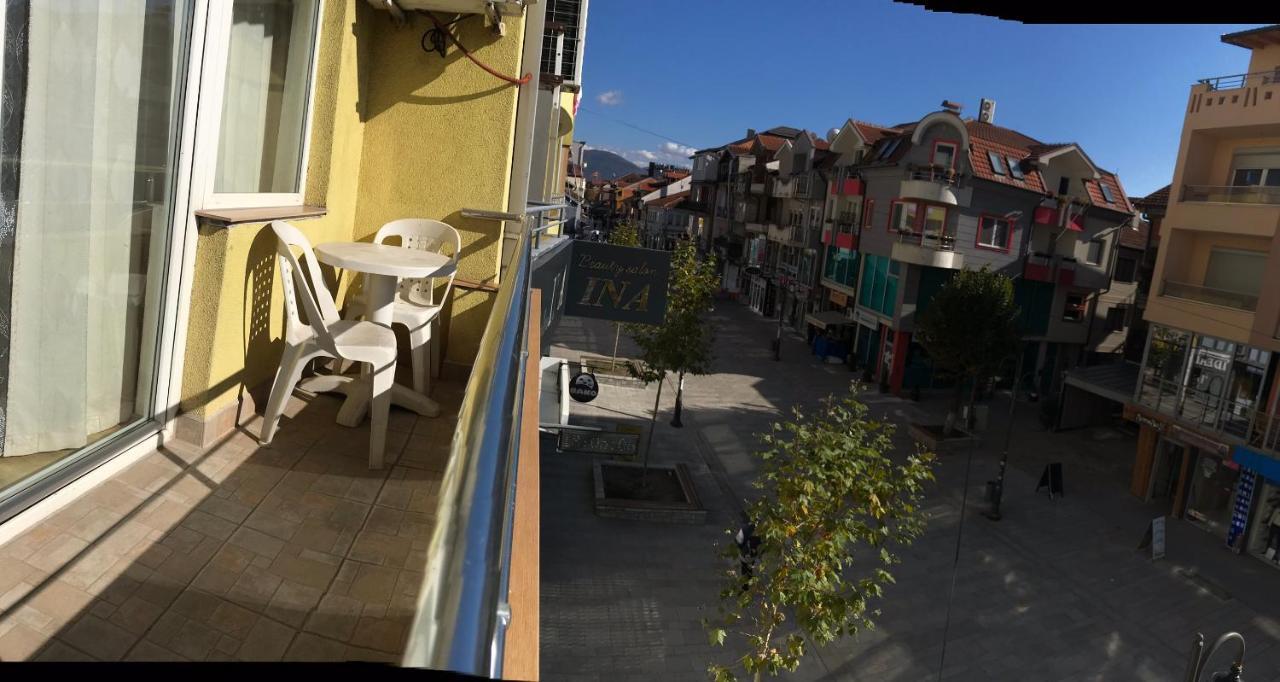 Hotel Venecia Apartments Struga Esterno foto