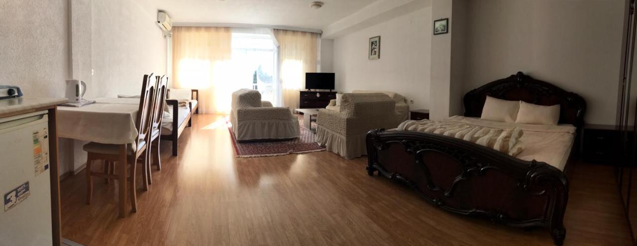 Hotel Venecia Apartments Struga Esterno foto