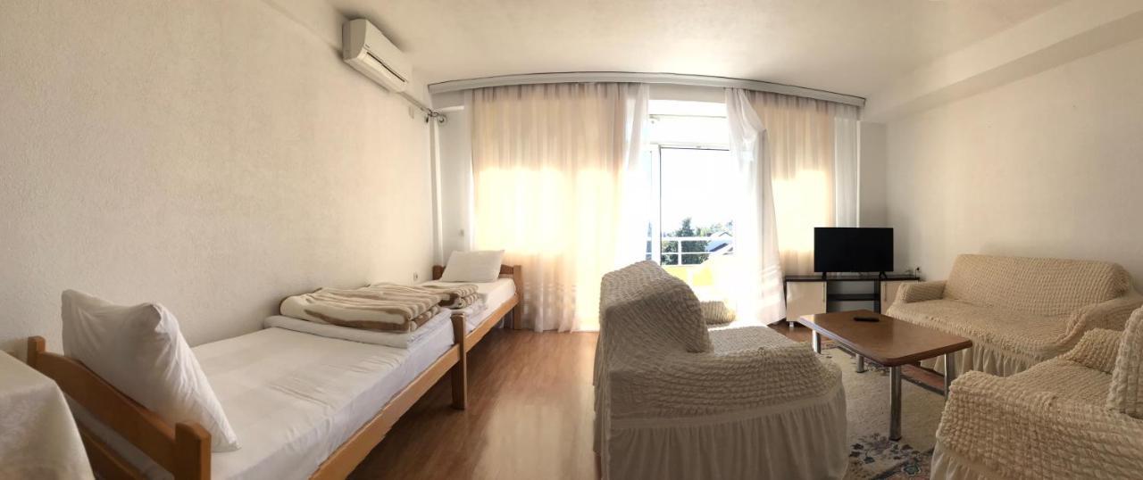 Hotel Venecia Apartments Struga Esterno foto