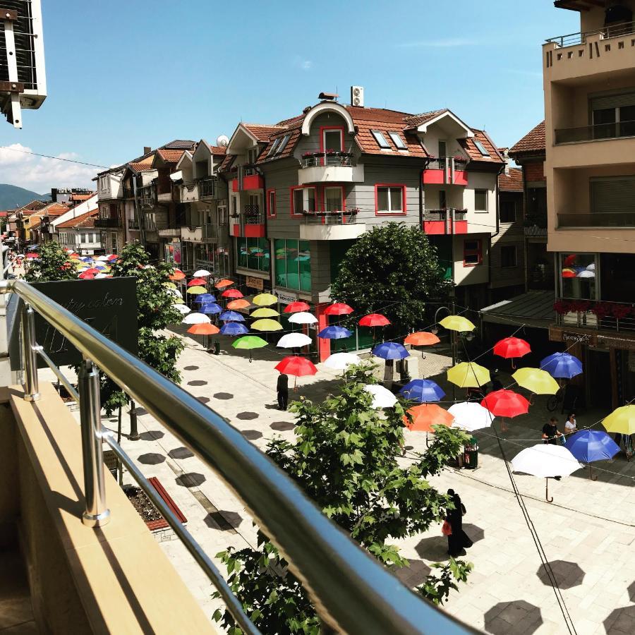 Hotel Venecia Apartments Struga Esterno foto